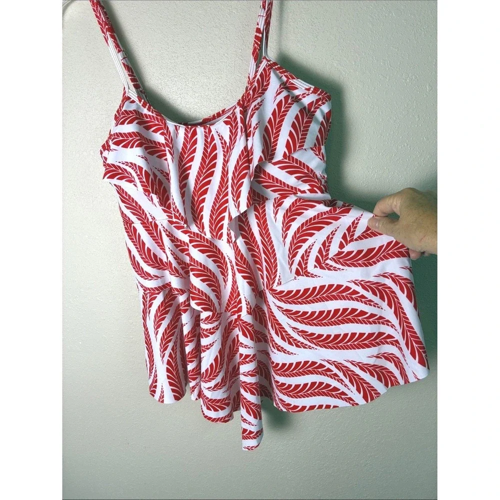 Amazon Medium Two Piece Tankini Set Red White Flattering Resort Vacation‎ Cruise